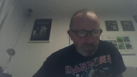 Zippi online show from May 17, 2026, 3:37 am
