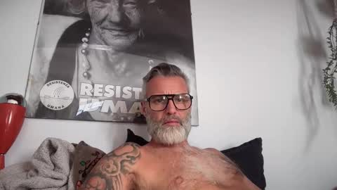 zkopa69 online show from September 29, 2025, 12:43 pm