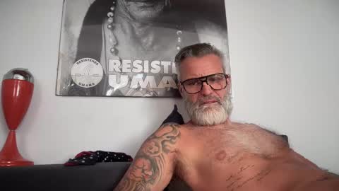 zkopa69 online show from October 2, 2025, 1:18 pm