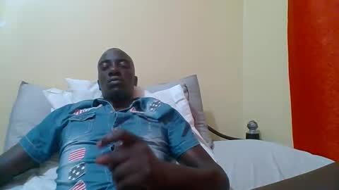 Zlatann2012 online show from October 3, 2025, 4:59 pm