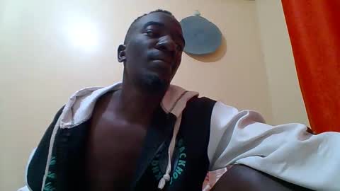 Snapshot of zlatann2012 chatting on January 17, 2026, 6:55 pm Zlatann2012 online show from January 17, 2026, 6:55 pm