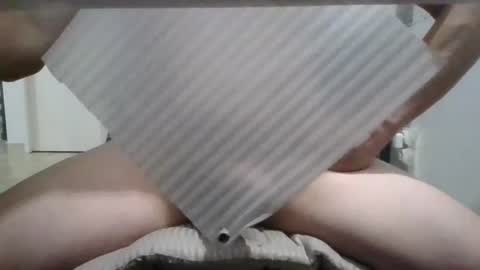 Snapshot of zobilov chatting on January 5, 2026, 7:06 pm zobilov online show from January 5, 2026, 7:06 pm