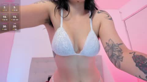 Snapshot of zoe6x chatting on December 19, 2024, 1:51 pm zoe online show from December 19, 2024, 1:51 pm