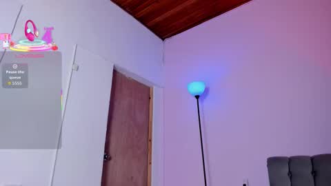 Snapshot of zoe6x chatting on October 14, 2025, 3:13 pm zoe online show from October 14, 2025, 3:13 pm