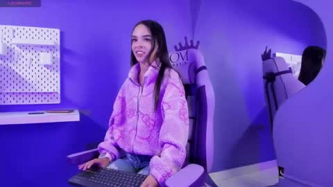 Snapshot of zoe_444_ chatting on March 25, 2026, 4:18 am Zoe online show from March 25, 2026, 4:18 am