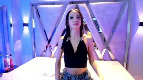 Zoe online show from May 6, 2026, 3:57 am