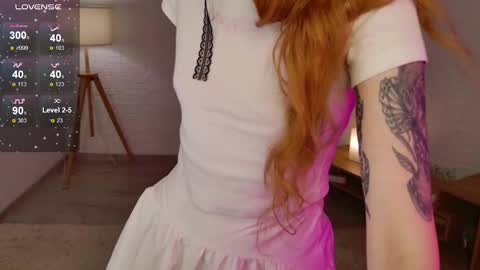 Snapshot of zoe__page chatting on March 1, 2026, 1:57 pm Im Zoe online show from March 1, 2026, 1:57 pm