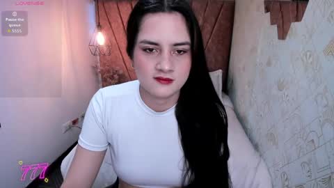 ZOE TAYLOR online show from May 20, 2026, 11:27 am