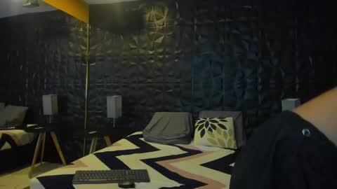 Zoe and blake online show from March 1, 2025, 8:34 am