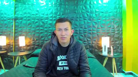 Zoe and blake online show from March 11, 2025, 9:37 pm