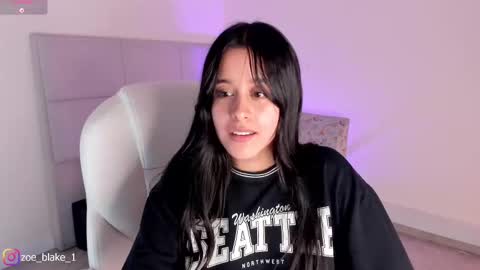 Zoe online show from February 26, 2025, 10:20 pm