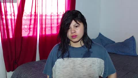 Snapshot of zoe_bronw chatting on December 19, 2024, 11:50 am Zoe Bronw online show from December 19, 2024, 11:50 am