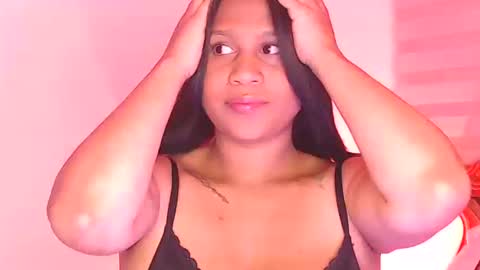 Hola soy Zoe 3 online show from October 16, 2025, 4:35 am