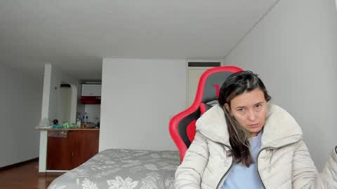 ZOE online show from April 5, 2026, 7:33 pm