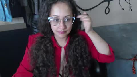 Snapshot of zoe_koller chatting on May 7, 2026, 5:29 pm Zoe Koller online show from May 7, 2026, 5:29 pm