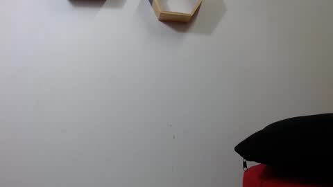 zoe_miller69 online show from October 20, 2025, 5:19 am