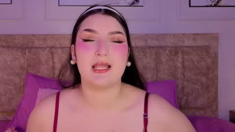 zoe_moon__ online show from July 27, 2026, 11:39 am