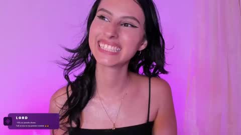 zoe_mrl online show from April 19, 2026, 6:10 pm
