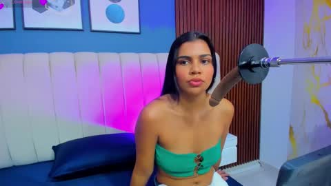 Snapshot of zoe_scarlet chatting on March 28, 2026, 11:43 am zoe_scarlet online show from March 28, 2026, 11:43 am