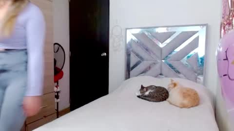 ZOE online show from July 1, 2026, 3:34 pm