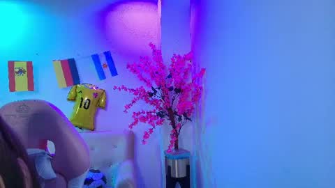 Zoe online show from July 16, 2026, 11:49 am