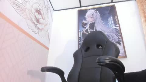 Zoe  online show from June 10, 2026, 11:53 am