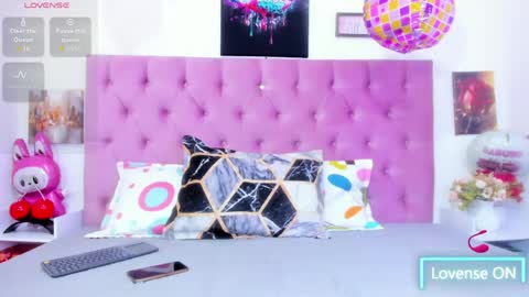 Snapshot of zoe_wish chatting on May 23, 2026, 1:26 pm zoe_wish online show from May 23, 2026, 1:26 pm