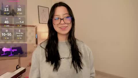 Zoe online show from July 4, 2026, 8:04 pm