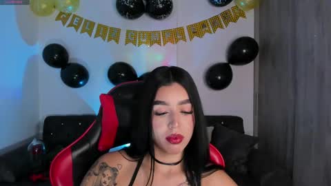  zoee jackson online show from April 16, 2026, 5:52 am