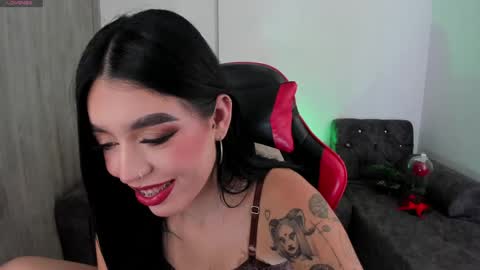 Snapshot of zoee_jackson chatting on April 23, 2026, 7:16 pm zoee jackson online show from April 23, 2026, 7:16 pm