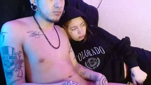 Snapshot of zoee_jhonnyy chatting on March 7, 2025, 9:51 am zoee jhonnyy online show from March 7, 2025, 9:51 am