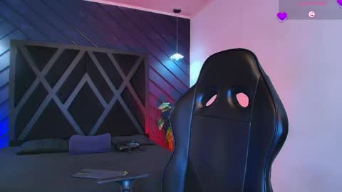 Zoe 3 online show from March 31, 2026, 5:46 pm