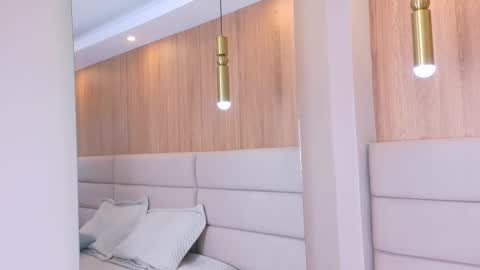 Snapshot of zoehangel chatting on March 27, 2026, 2:28 pm Zoe online show from March 27, 2026, 2:28 pm