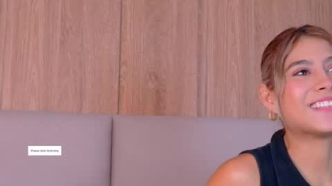 Zoe online show from June 10, 2026, 11:53 am