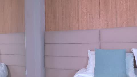 Zoe online show from July 13, 2026, 11:13 am