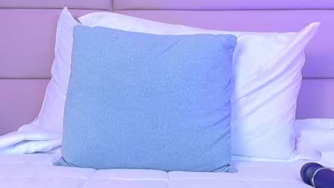 Zoe online show from July 22, 2026, 11:18 pm