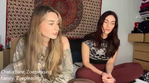 Snapshot of zoepleasing chatting on September 9, 2025, 12:10 am zoepleasing online show from September 9, 2025, 12:10 am