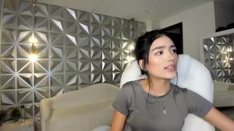 Zoe Rouse online show from January 16, 2026, 8:13 pm