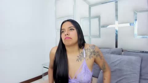 ZoeSwam online show from March 3, 2025, 6:55 pm