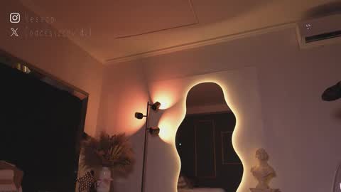 zoevidal_ online show from February 15, 2026, 12:03 pm