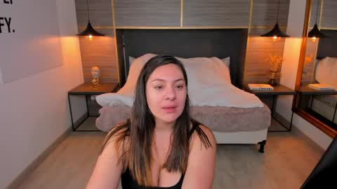 ZOE online show from April 8, 2026, 11:32 am