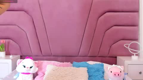 Snapshot of zoewillian chatting on February 11, 2025, 3:40 pm zoewillian online show from February 11, 2025, 3:40 pm