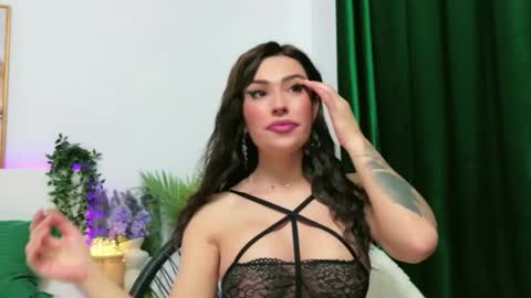 Zoey online show from May 19, 2026, 2:01 pm