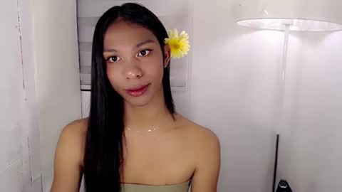 zoey online show from February 3, 2025, 6:49 pm