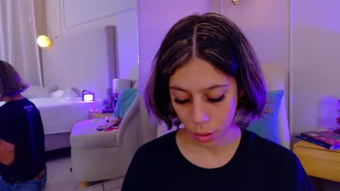 Zoey online show from July 28, 2026, 7:39 pm