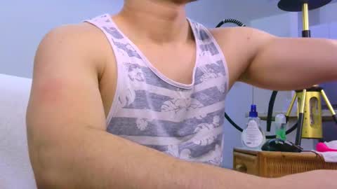 ZohanMohamed online show from November 26, 2025, 2:01 am