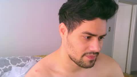 ZohanMohamed online show from December 5, 2025, 7:21 pm