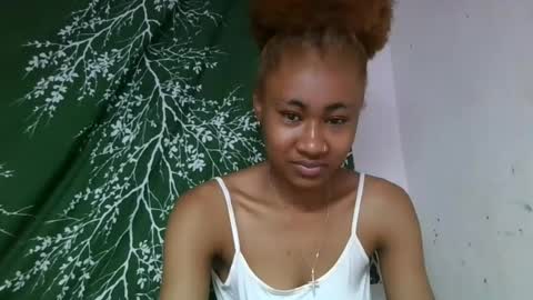 Snapshot of zolimary chatting on July 26, 2026, 7:43 pm zolimary online show from July 26, 2026, 7:43 pm