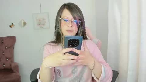 Alicie online show from June 15, 2026, 4:42 pm