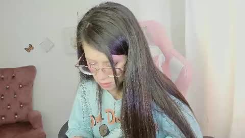 Alicie online show from June 23, 2026, 2:37 pm